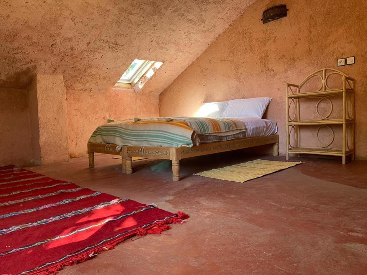 אזרו Gite Camping Amazigh מראה חיצוני תמונה